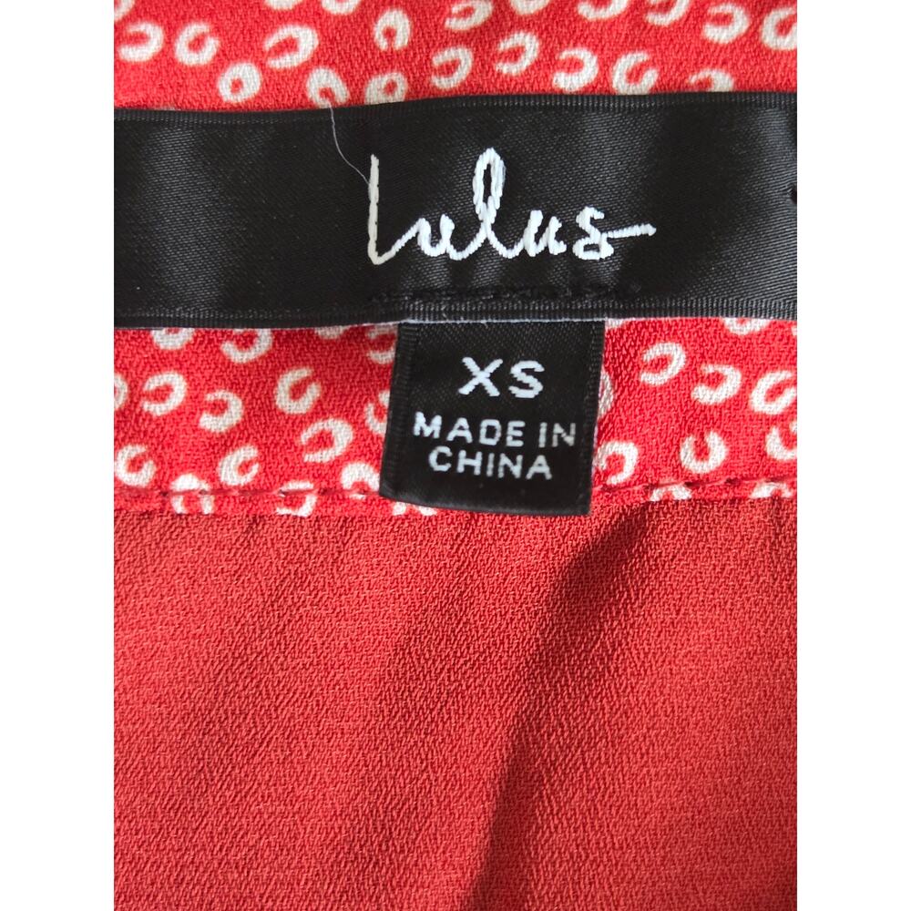 European Summer/90's vibes Lulus Women's Rust Red Print Button Up Dress. Size XS - Picture 4 of 13